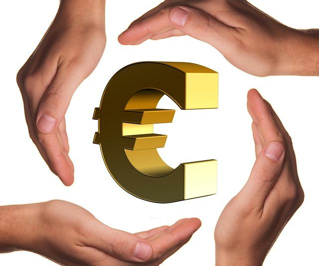 AVVISO PUBBLICO ANNUALITA' 2020 per contributi a fondo perduto per le spese di gestione sostenute dalle attività economiche commerciali e artigianali operanti nel Comune AVVISO PUBBLICO ANNUALITA' 2020 per contributi a fondo perduto per le spese di gestione sostenute dalle attività economiche commerciali e artigianali operanti nel Comune